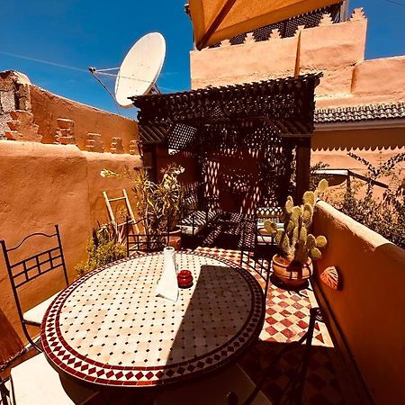 riad msholidays - privatisé jusqu'à 6 personnes - bassin Marraquexe Exterior foto